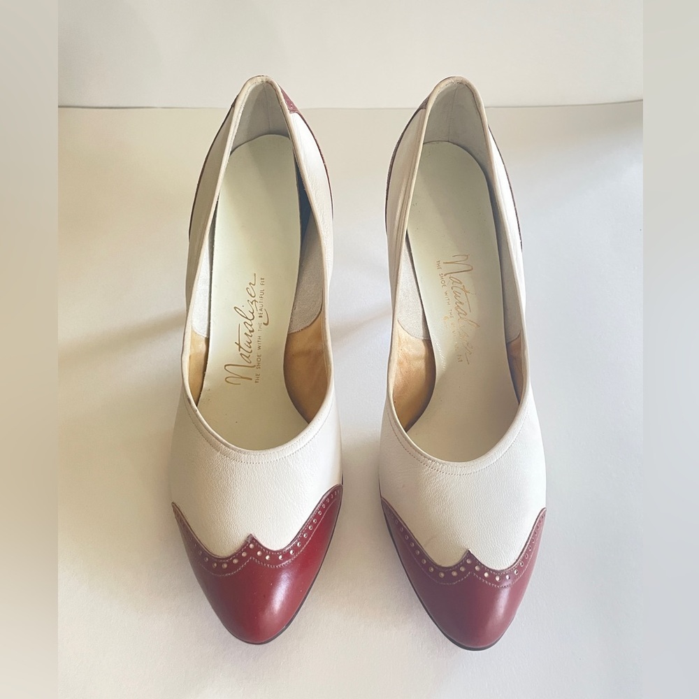 Authentic 60s Vintage Naturalizer Cream and Burgundy Leather Spectator Pumps